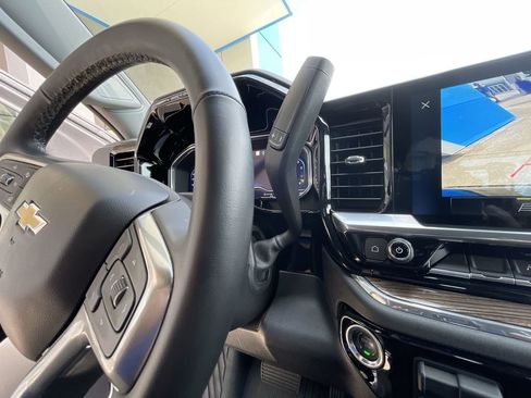Certified 2023 Chevrolet Silverado 1500 LT AWD/4WD image 16