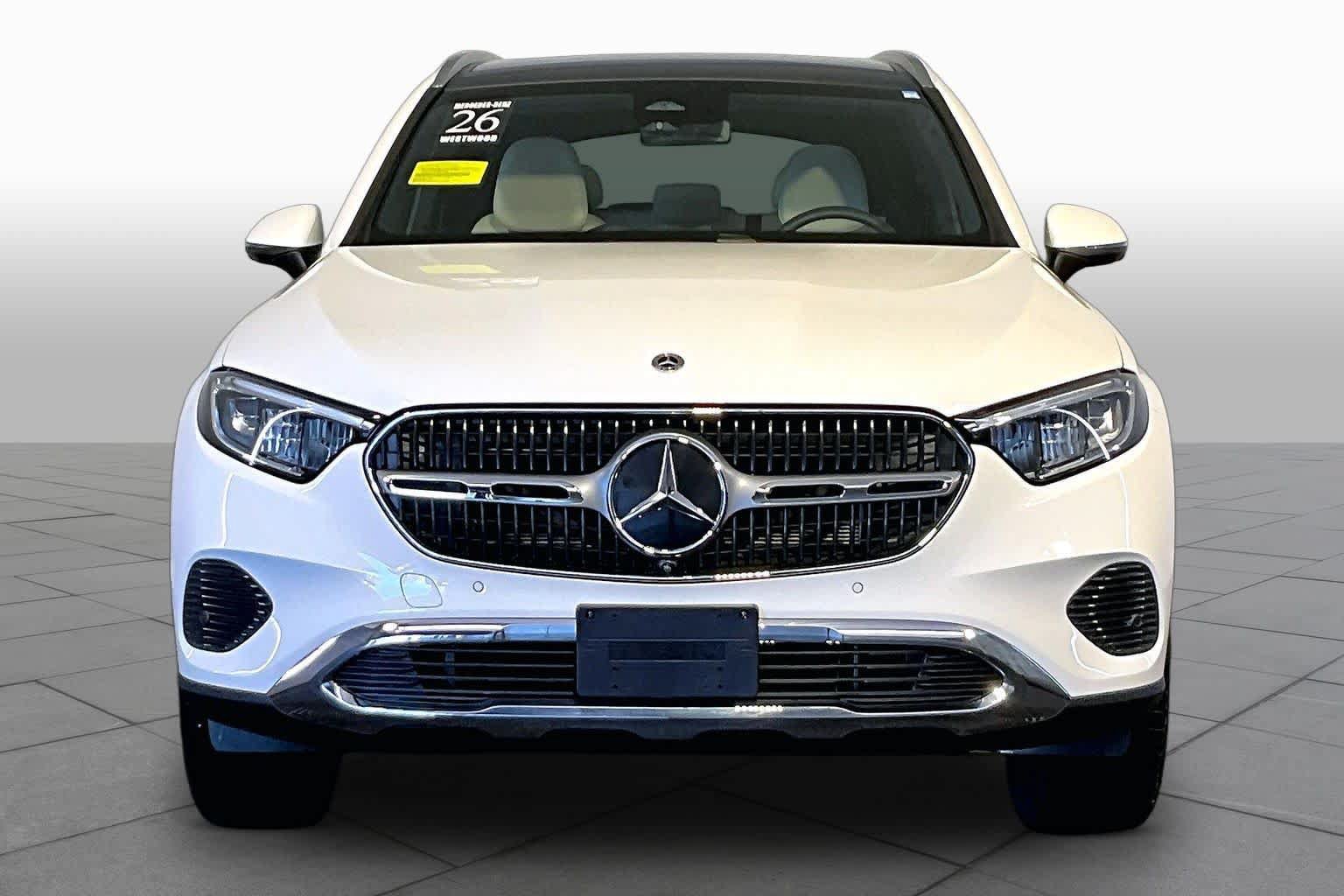Certified 2026 Mercedes-Benz GLC 300 4MATIC image 4