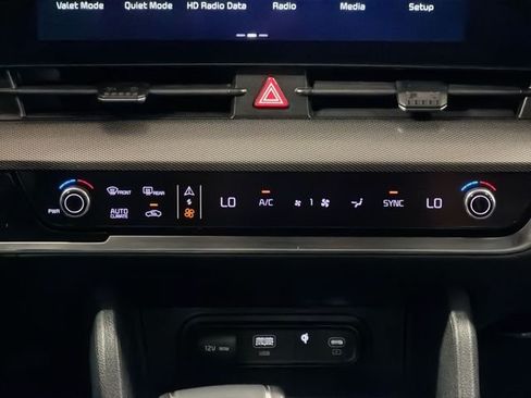 Used 2023 Kia Sportage SX FWD image 19
