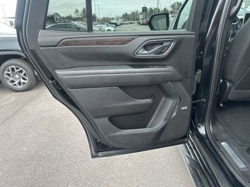 Used 2024 Chevrolet Tahoe LT AWD/4WD image 16