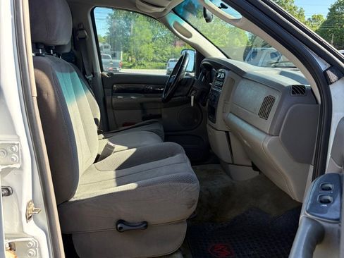 Used 2005 Dodge Ram 1500 Truck SLT RWD image 11