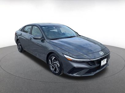 Used 2025 Hyundai Elantra SEL