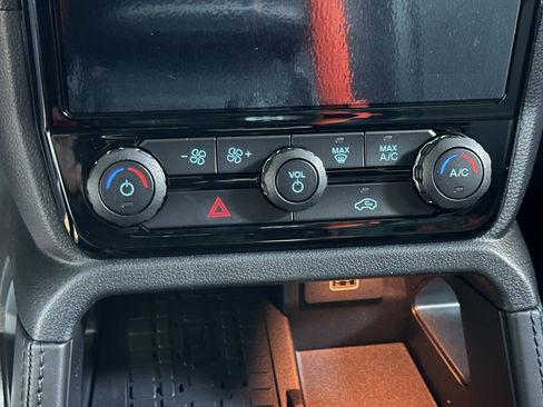 New 2025 Ford Ranger Raptor image 25