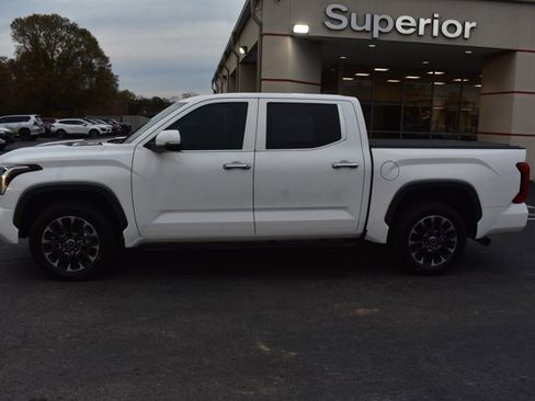 Used 2022 Toyota Tundra Limited image 8