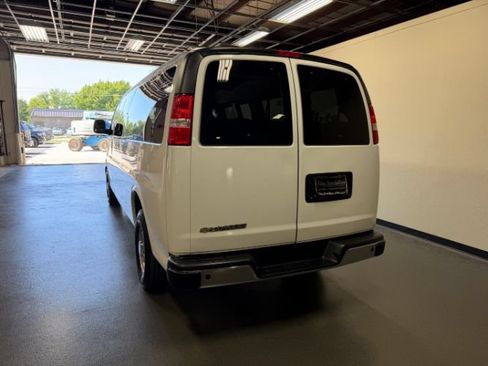 Used 2024 Chevrolet Express 3500 LT w/ LT Preferred Equipment Group RWD image 2