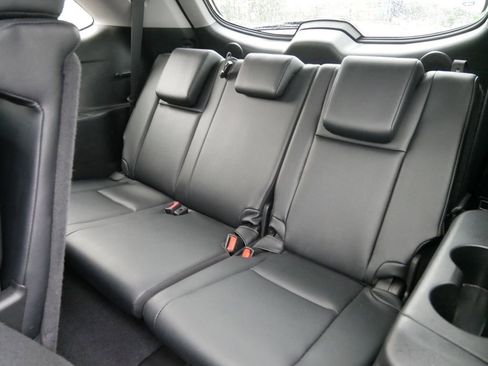 Used 2019 Toyota Highlander Limited Platinum AWD/4WD image 12