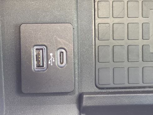 Used 2020 Ford F250 Platinum image 19