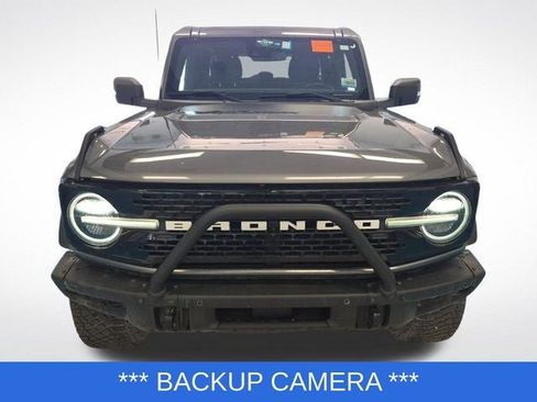Used 2022 Ford Bronco Wildtrak image 2