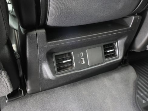 Used 2024 Chevrolet Silverado 2500 Custom w/ Custom Value Package image 36