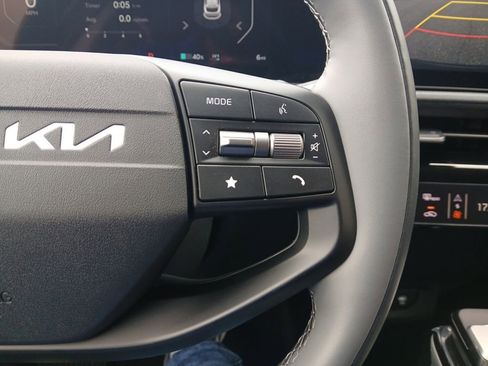 New 2025 Kia EV6 Light w/ Light LR Technology Package image 20