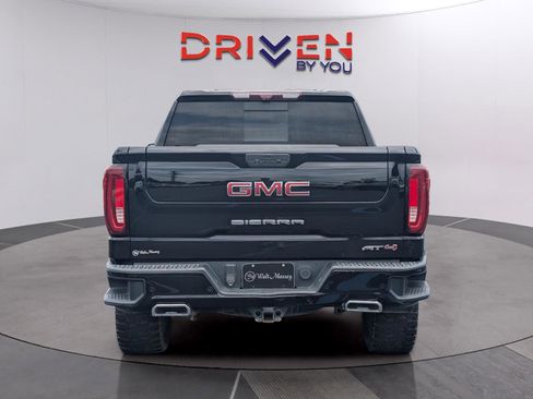 Used 2021 GMC Sierra 1500 AT4 w/ AT4 Value Package AWD/4WD image 4