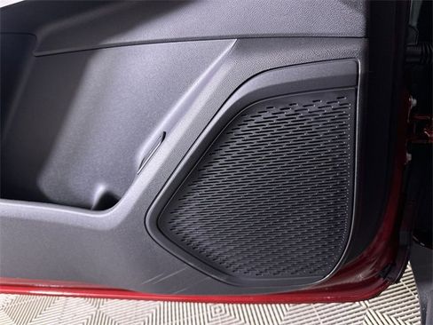 New 2026 Chevrolet Traverse LT w/ Midnight/Sport Edition image 24