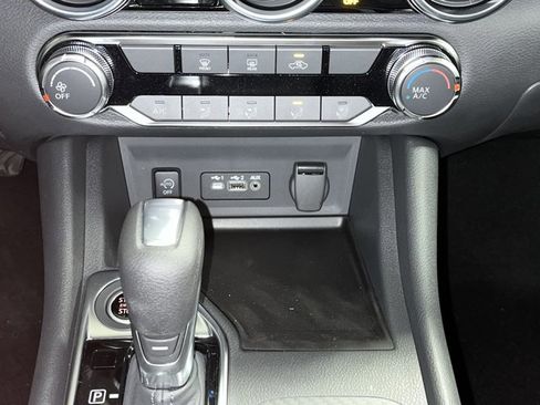 New 2025 Nissan Sentra SV image 17