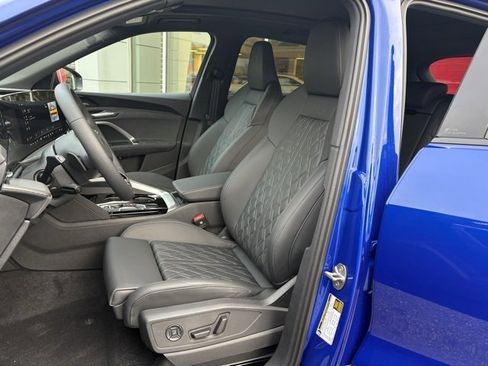 New 2025 Audi SQ5 Premium Plus image 9