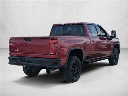 Used 2025 Chevrolet Silverado 2500 LTZ w/ LTZ Plus Package AWD/4WD image 5