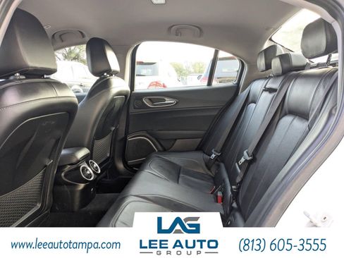 Used 2020 Alfa Romeo Giulia w/ Nero Edizione image 12