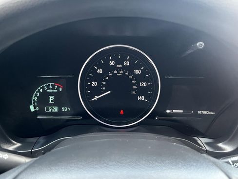 Used 2021 Honda HR-V EX image 31