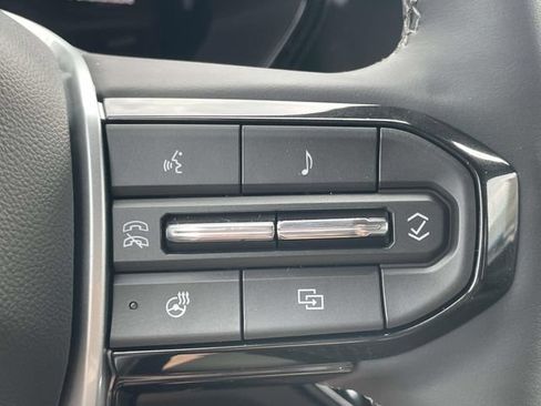 New 2026 Chevrolet Colorado ZR2 w/ Technology Package AWD/4WD image 19