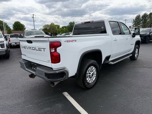 Used 2023 Chevrolet Silverado 2500 LT w/ Convenience Package AWD/4WD image 5