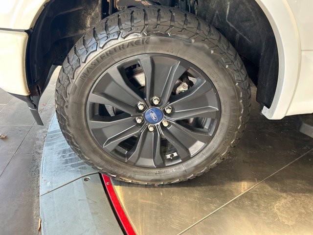 Used 2019 Ford F150 XLT w/ Equipment Group 302A Luxury AWD/4WD image 4