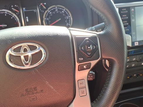 Used 2020 Toyota 4Runner Limited image 15