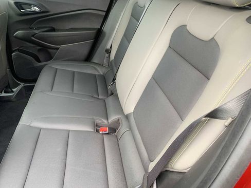 Certified 2024 Chevrolet Trax ACTIV w/ Sunroof Package image 23