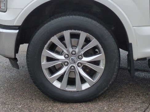 Used 2016 Ford F150 Lariat w/ Equipment Group 502A Luxury image 14