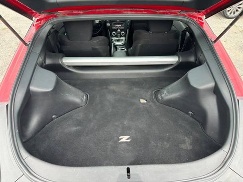 Used 2013 Nissan 370Z Coupe RWD image 22