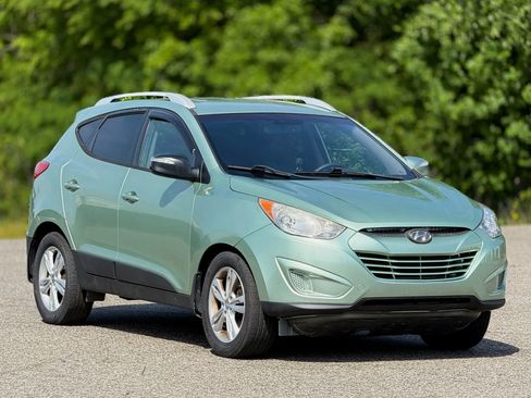Used 2012 Hyundai Tucson GLS image 1