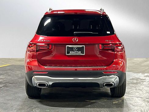 New 2025 Mercedes-Benz GLB 250 4MATIC image 4