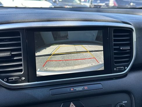Used 2020 Kia Sportage LX FWD image 26