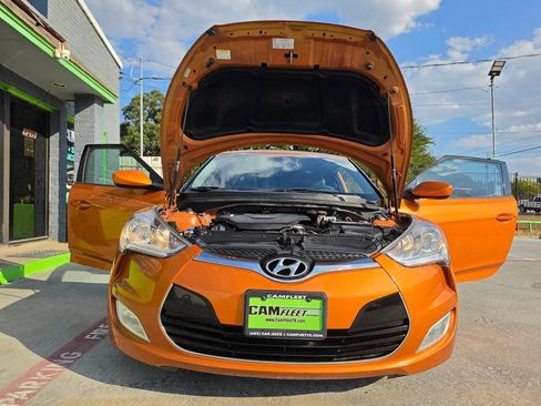 Used 2015 Hyundai Veloster w/ Option Group 02 FWD image 55