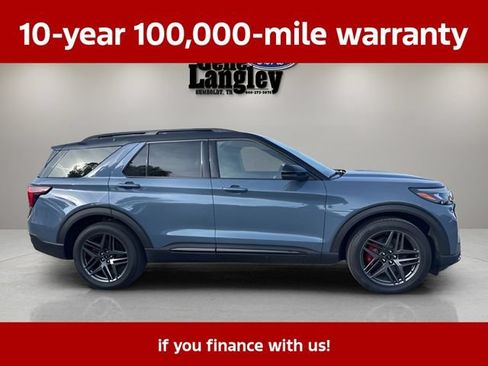 Used 2025 Ford Explorer ST w/ Sun And Sound Package AWD/4WD image 3
