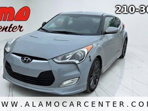 Used 2013 Hyundai Veloster RE:MIX Edition FWD image 1