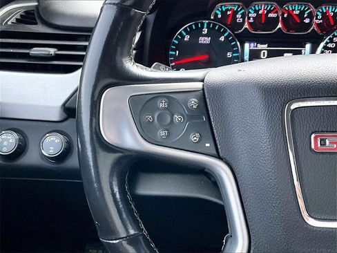 Used 2019 GMC Yukon XL SLT image 15