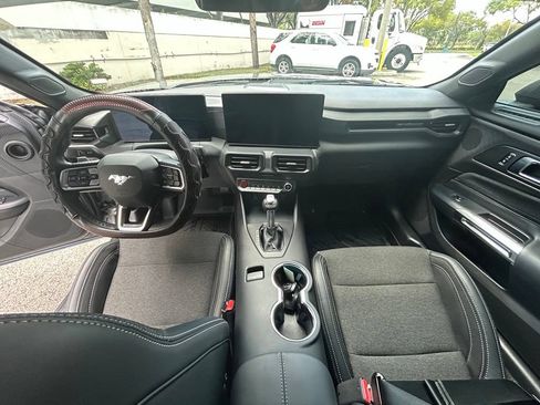Used 2025 Ford Mustang GT RWD image 10