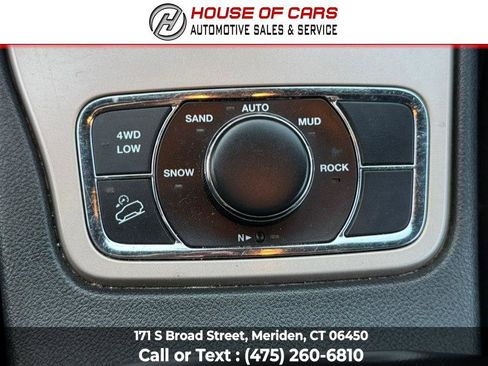 Used 2015 Jeep Grand Cherokee Laredo w/ Quick Order Package 23E AWD/4WD image 25