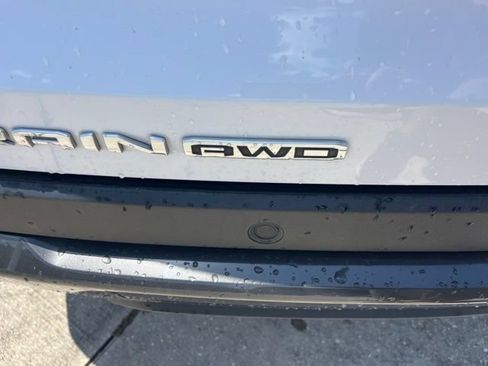 Used 2025 GMC Terrain Elevation AWD/4WD image 7