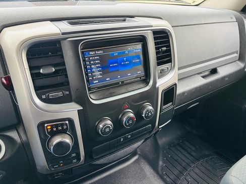 Used 2017 RAM 1500 Classic SLT image 15