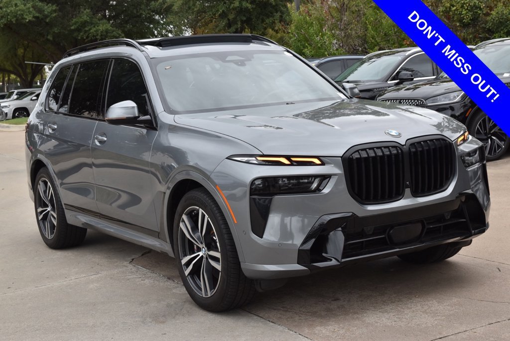 Used 2024 BMW X7 xDrive40i w/ M Sport Package AWD/4WD image 2