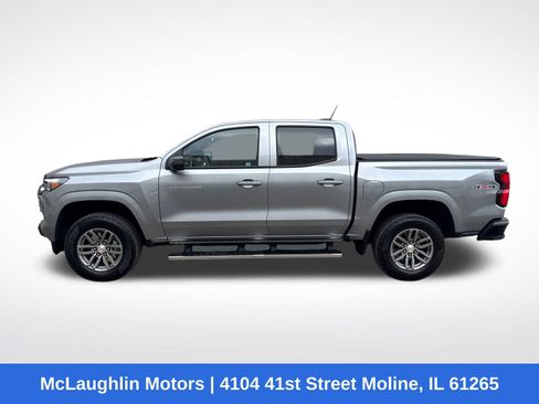 Used 2025 Chevrolet Colorado LT w/ LT Convenience Package image 2
