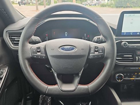 Used 2024 Ford Escape ST-Line FWD image 11