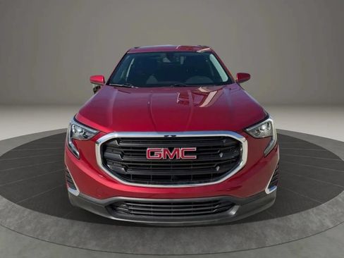 Used 2018 GMC Terrain SLE w/ Driver Convenience Package AWD/4WD image 2