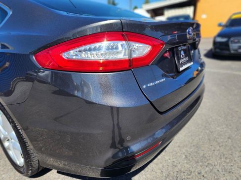 Used 2016 Ford Fusion SE w/ Equipment Group 202A FWD image 36