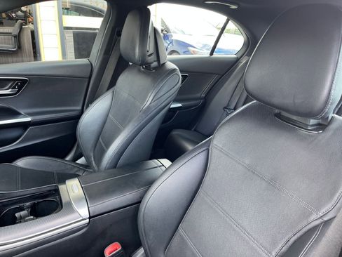 Used 2024 Mercedes-Benz C 300 4MATIC Sedan image 36