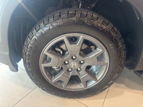 Used 2025 Honda Passport TrailSport image 9