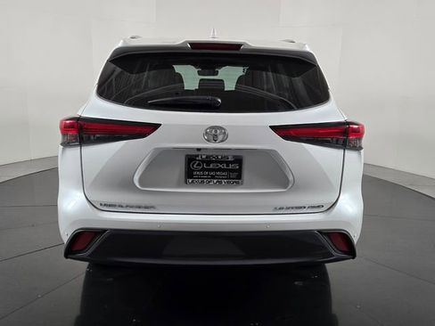 Used 2023 Toyota Highlander Limited AWD/4WD image 5