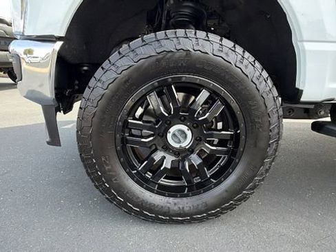 Used 2023 Ford F250 XL w/ XL Chrome Package image 10