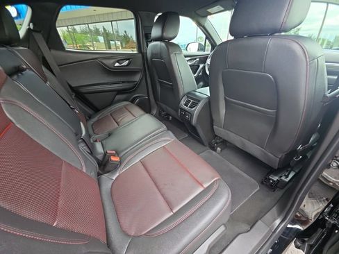 Used 2025 Chevrolet Blazer RS AWD/4WD image 17