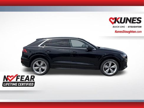 Used 2023 Audi Q8 Premium w/ Convenience Package AWD/4WD image 7